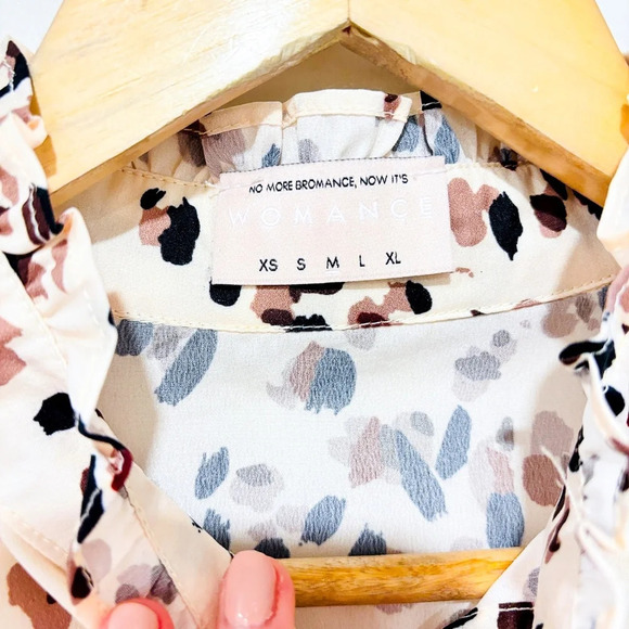 WOMANCE Beige leopard print blouse with puffed sleeves - Picture 7 of 8